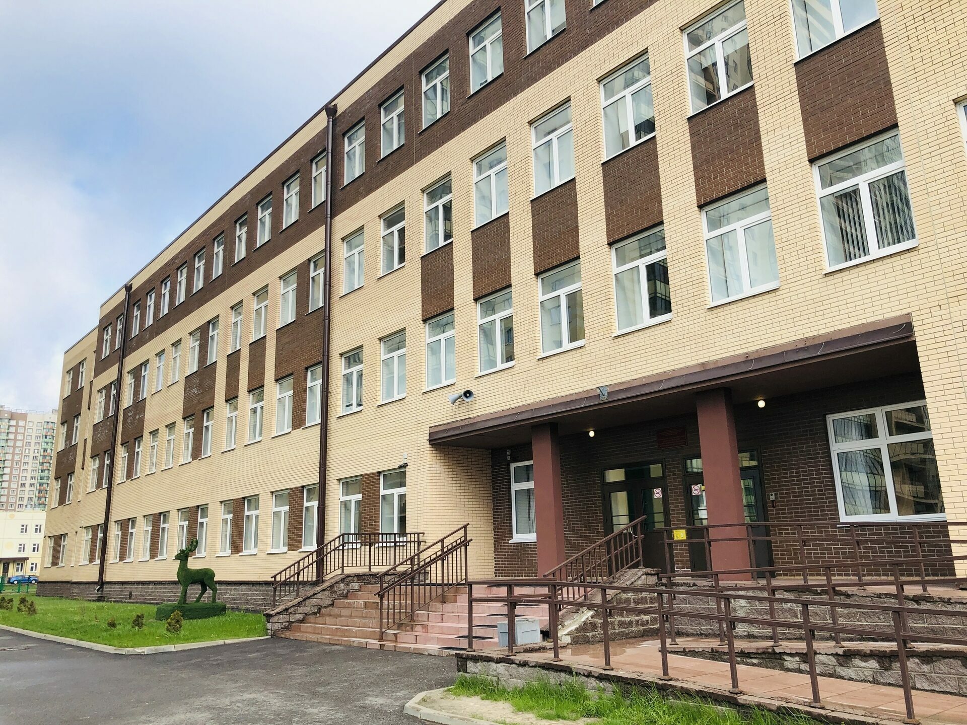 E school obr lenreg. МОБУ СОШ Муринский ЦО 1. Фото школы номер 1. Школа номер 14 город Уфа. МОБУ СОШ 6 Г Всеволожск.